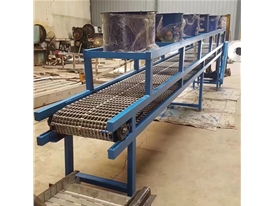 降溫傳送帶，風(fēng)冷輸送機，給高溫?zé)峒t鍛造件降溫的鏈條片輸送機